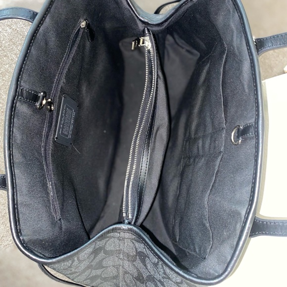 Authentic Leather Coach Purse - Picture 3 of 4